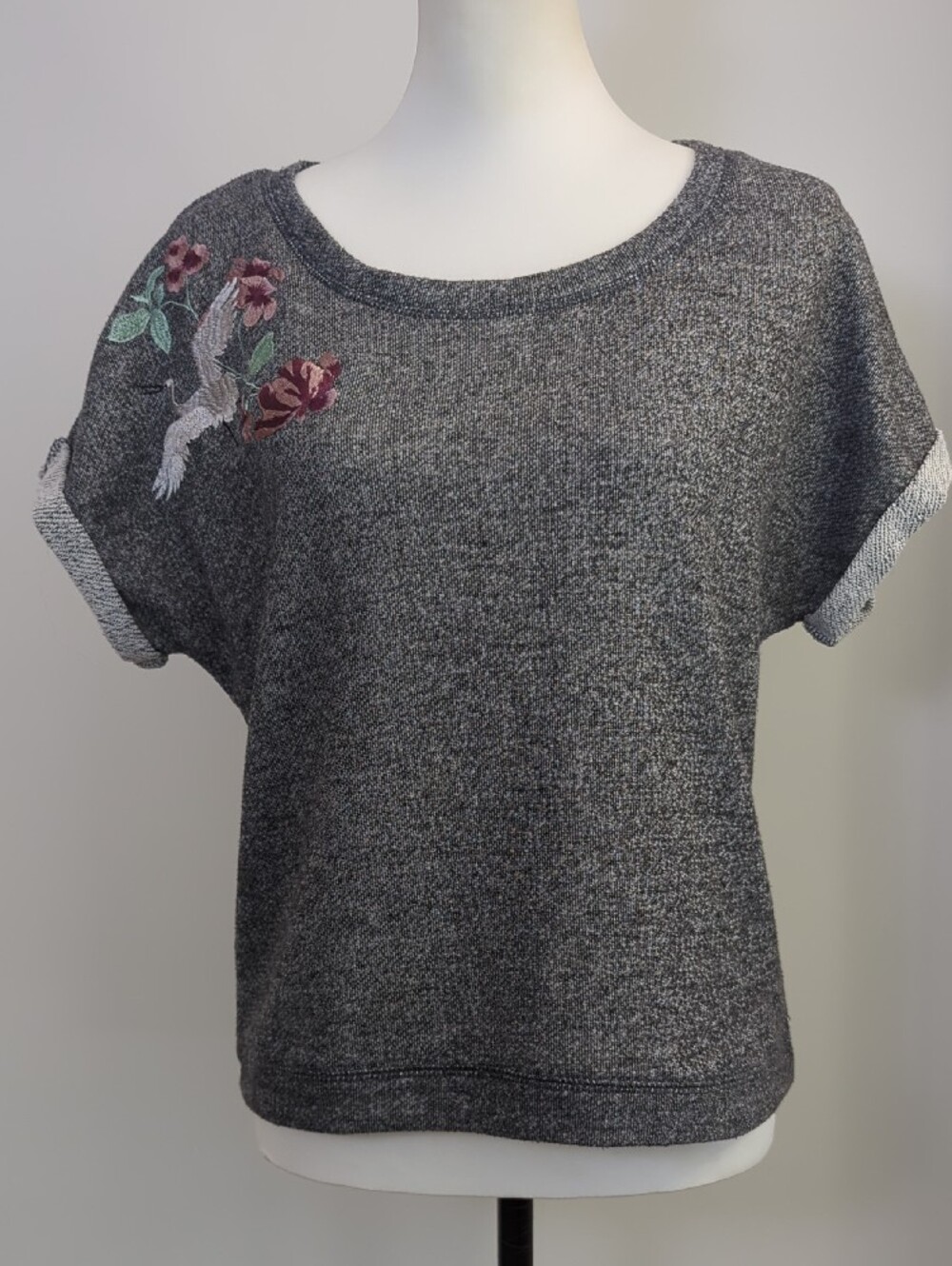 Harmony & Balance Embroidered Crane French Terry Top Heathered Grey MEDIUM